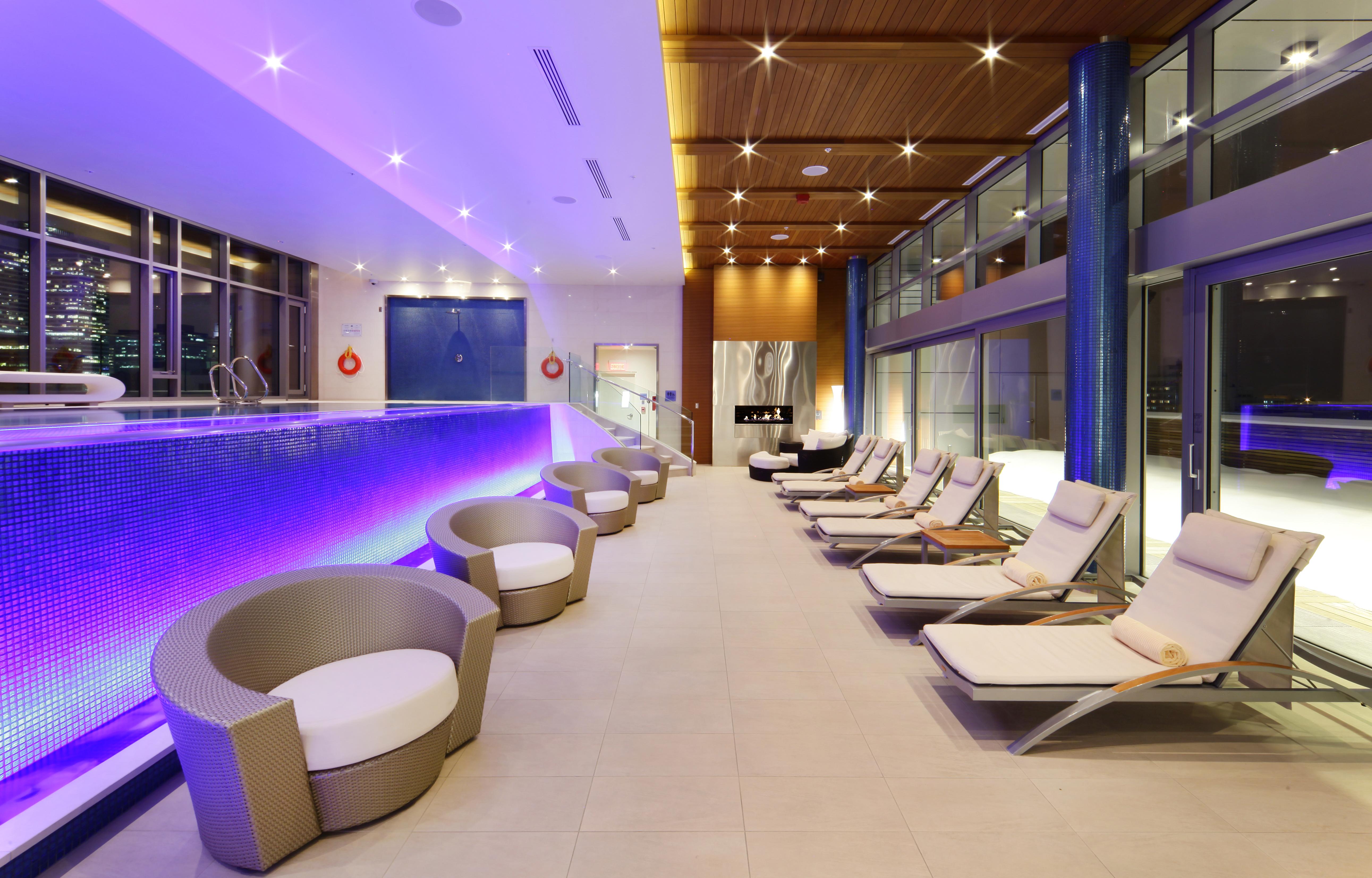 The Ritz-Carlton, Montreal Hotel Exterior photo