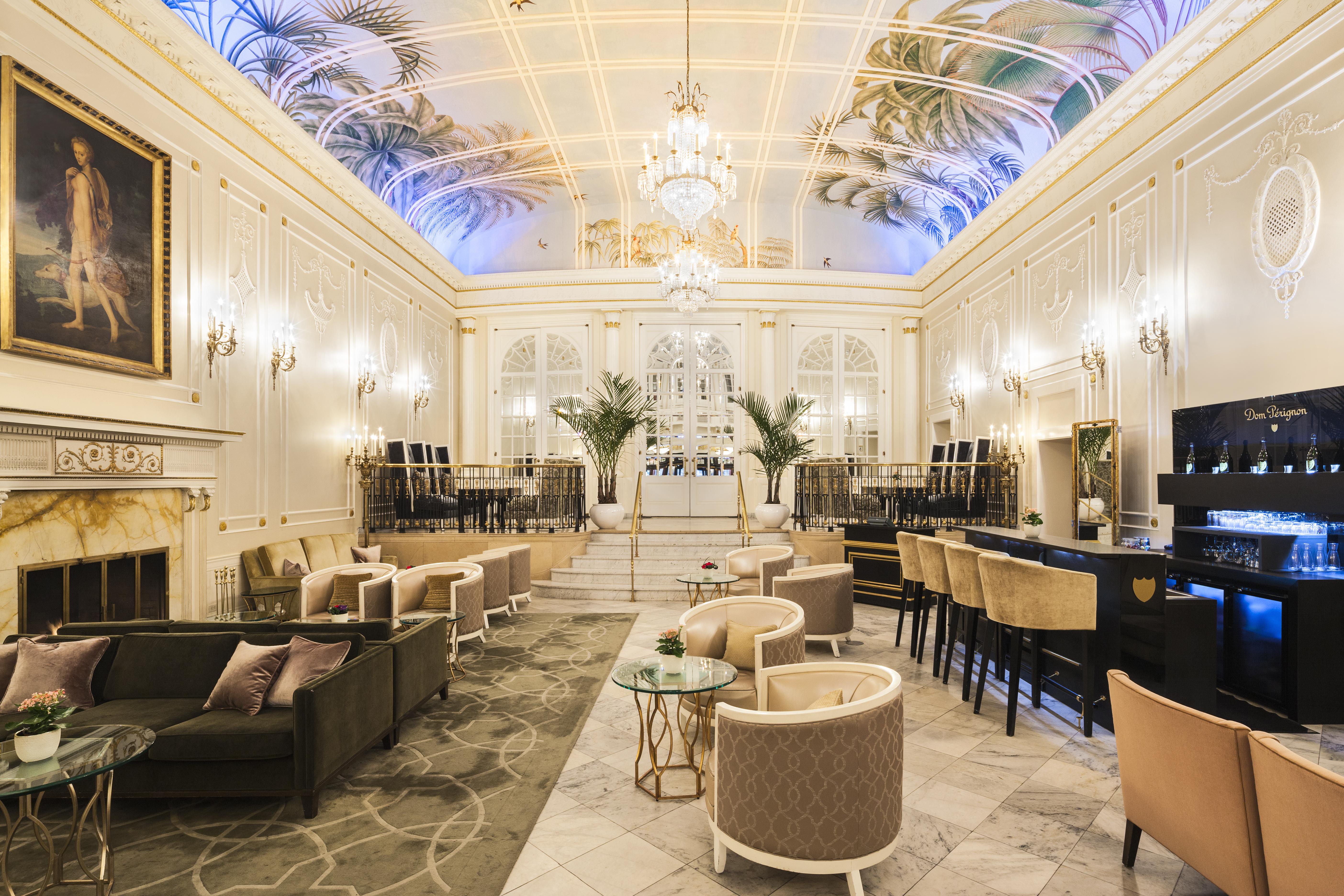The Ritz-Carlton, Montreal Hotel Exterior photo