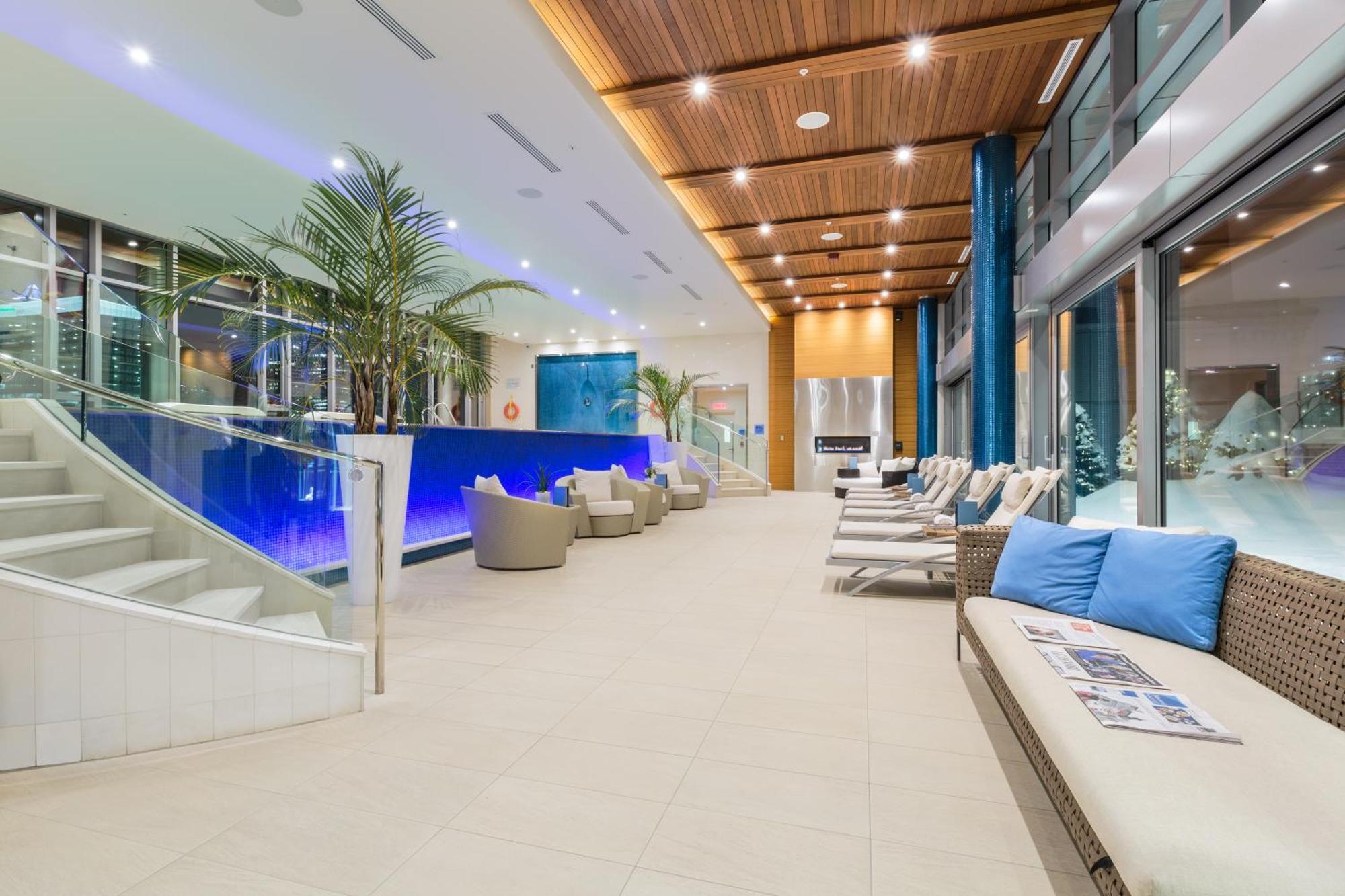 The Ritz-Carlton, Montreal Hotel Exterior photo